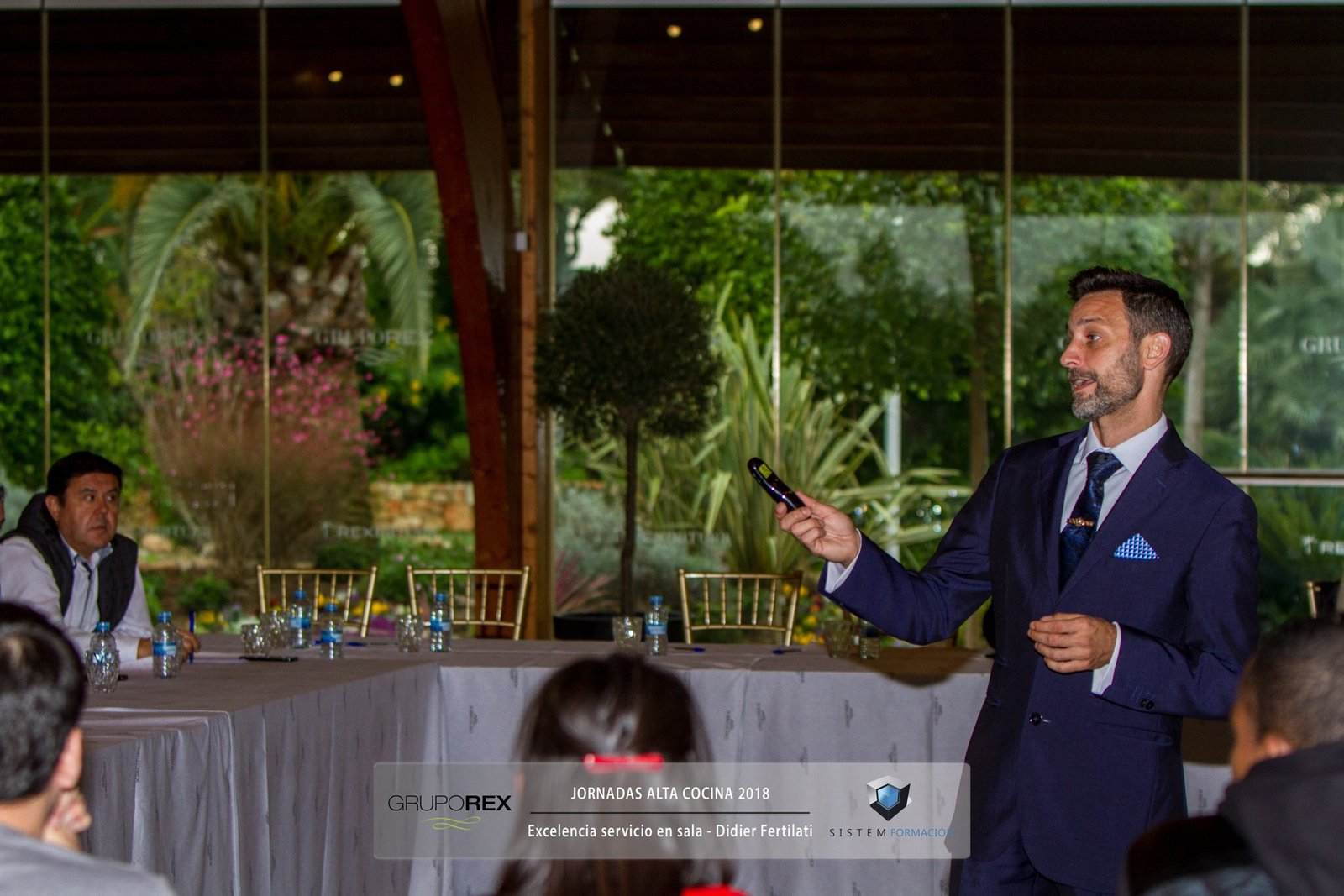 Curso bonificado de sala, vinos y atención al cliente para hostelería