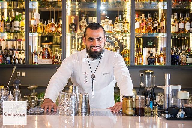 Curso de coctelería, sala, bebidas y atención al cliente para hostelería