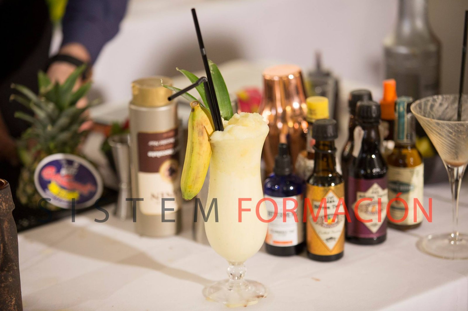 Formación de coctelería para bares y hoteles